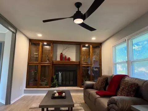 Living - 15218 E 33rd St, Independence, MO 64055 photo 1 of 1