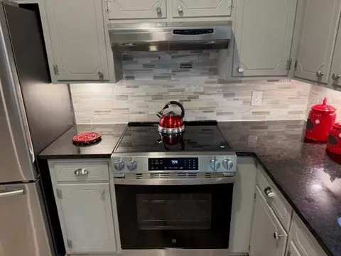 Kitchen - 15218 E 33rd St, Independence, MO 64055 photo 1 of 3