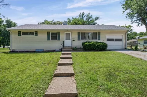 11320 Lewis Ave, Kansas City, MO 64134