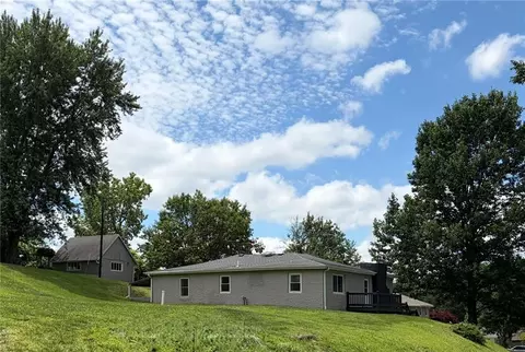508 Benton Dr, Saint Joseph, MO 64504