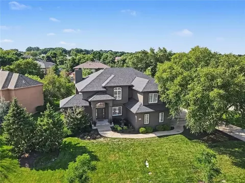 16628 Rosewood St, Overland Park, KS 66085
