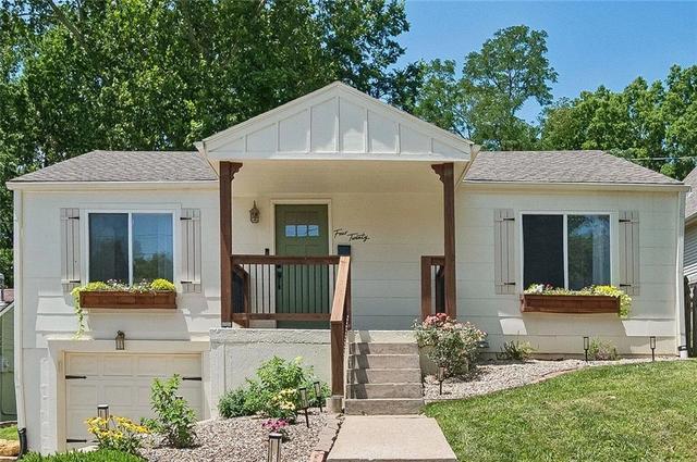 420 N Fairview Ave, Liberty, MO 64068