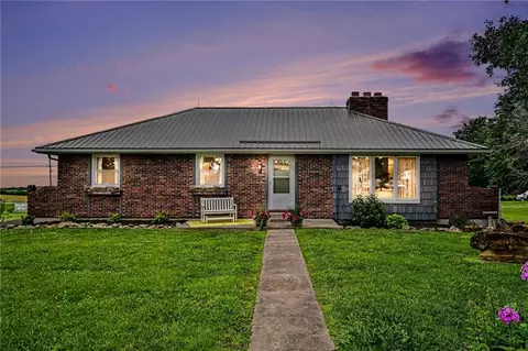 403 W Center St, Polo, MO 64671