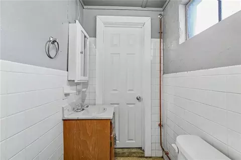 Bath - 339 W Oak St, Trimble, MO 64492 photo 3 of 3