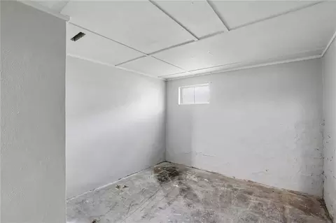 Bedroom - 339 W Oak St, Trimble, MO 64492 photo 5 of 6