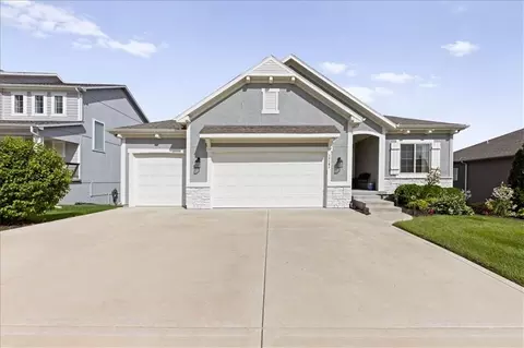 18161 Hauser St, Overland Park, KS 66013