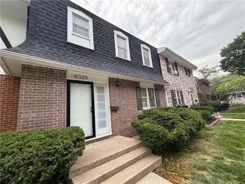 8320 Hadley St, Overland Park, KS 66212