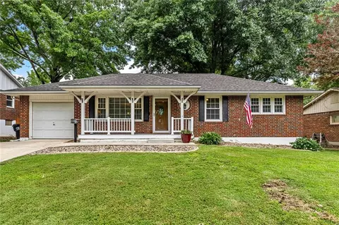 15600 E 43rd Street S St, Independence, MO 64055