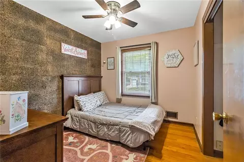 Bedroom - 15600 E 43rd Street S St, Independence, MO 64055 photo 1 of 5