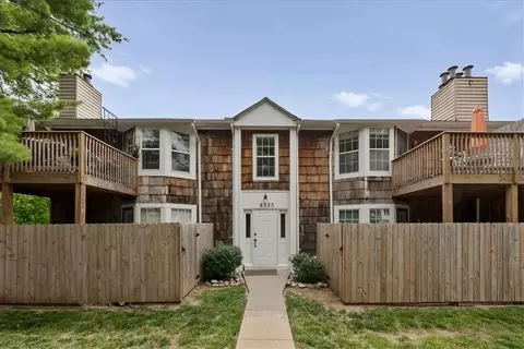 8333 Lowell Ave #3, Overland Park, KS 66212