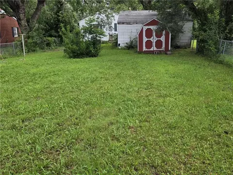 212 E Melvin St, Arma, KS 66712 photo 4