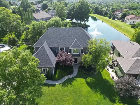 14536 Grant St, Overland Park, KS 66221