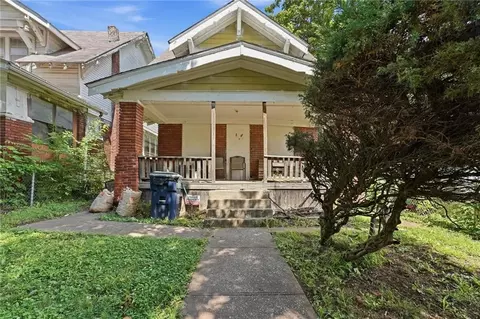 3741 Agnes Ave, Kansas City, MO 64128
