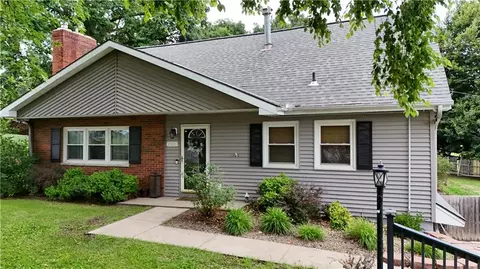 2320 N 33rd Street Ter, Saint Joseph, MO 64506