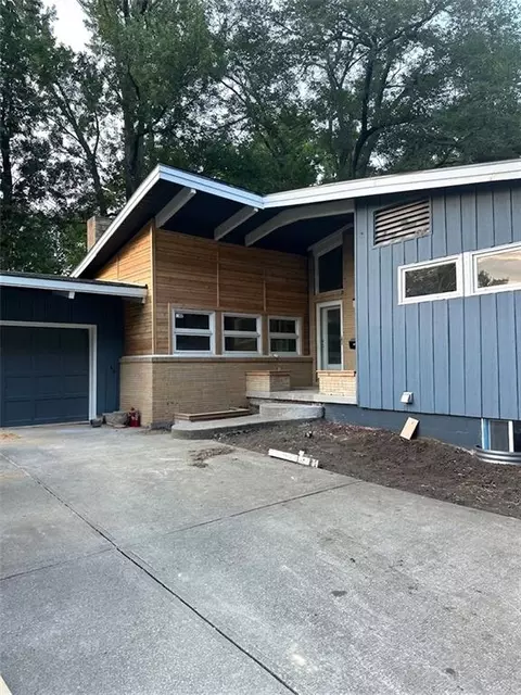 1100 W 88th St, Kansas City, MO 64114