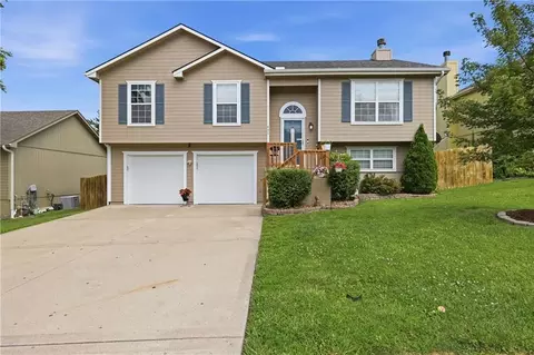 431 SW Joseph Ln, Grain Valley, MO 64029