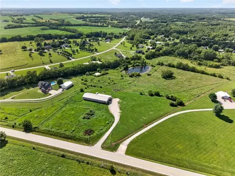 8300 Highway 92, Platte City, MO 64079