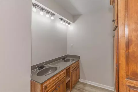 1920 E Mohawk Dr, Olathe, KS 66062 photo 34