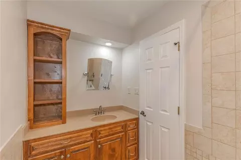 1920 E Mohawk Dr, Olathe, KS 66062 photo 43