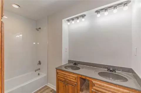 1920 E Mohawk Dr, Olathe, KS 66062 photo 33