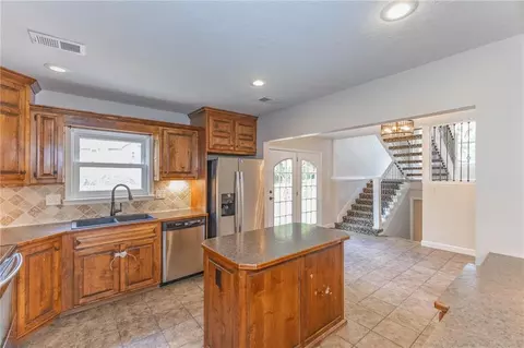 1920 E Mohawk Dr, Olathe, KS 66062 photo 19