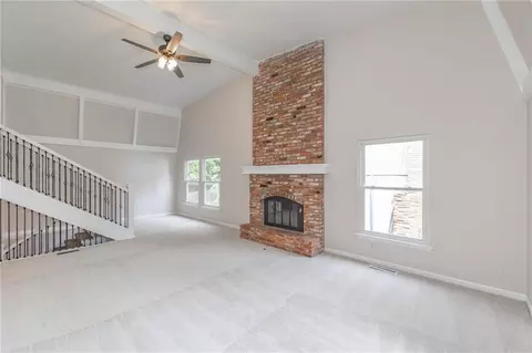 1920 E Mohawk Dr, Olathe, KS 66062 photo 5