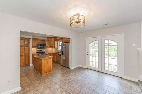1920 E Mohawk Dr, Olathe, KS 66062 photo 11