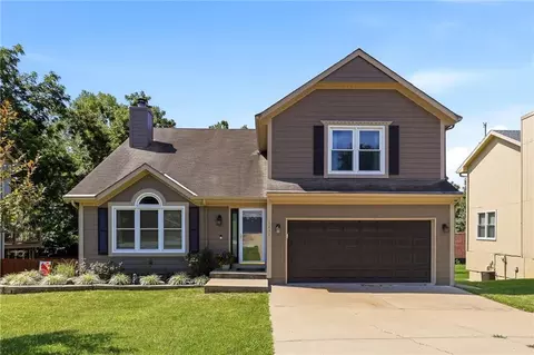 1111 NW 72nd St, Kansas City, MO 64118