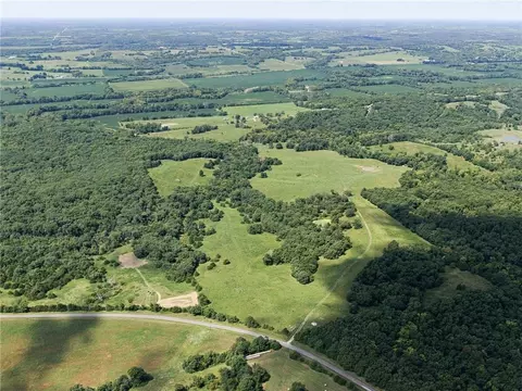 Ava Drive, Harris, MO 64645 photo 15