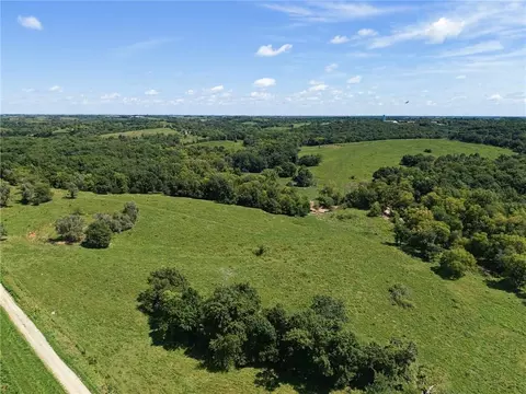 Ava Drive, Harris, MO 64645 photo 12
