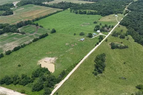 Ava Drive, Harris, MO 64645 photo 3