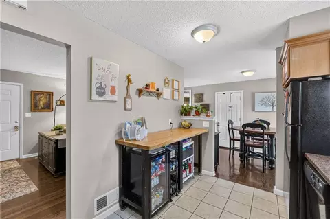 Entry Way - 4115 S Cottage Ave, Independence, MO 64055 photo 1 of 1