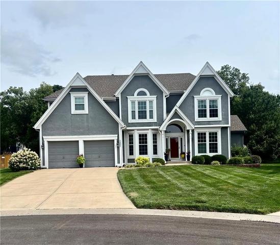 13001 Hemlock St, Overland Park, KS 66213