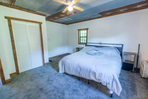 Bedroom - 18 NE 100th St, Spickard, MO 64679 photo 2 of 6