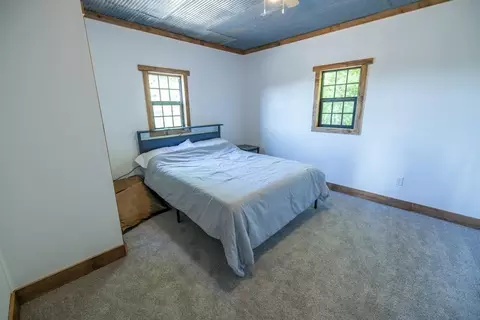 Bedroom - 18 NE 100th St, Spickard, MO 64679 photo 5 of 6