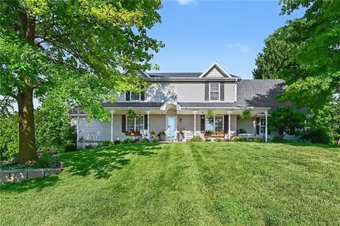7204 Pleasant Ridge Ter, Saint Joseph, MO 64504