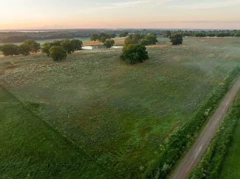 View/Area - 662 W 6th St, Schell City, MO 64783 photo 12 of 19