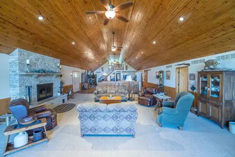 Living - 662 W 6th St, Schell City, MO 64783 photo 3 of 6