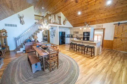 Dining - 662 W 6th St, Schell City, MO 64783 photo 1 of 3
