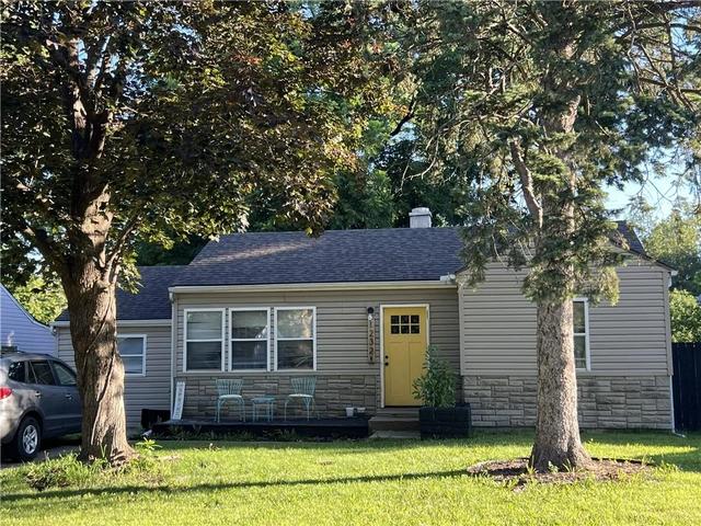 1232 NE 43rd Ter, Kansas City, MO 64116