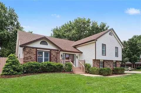16311 W 143rd Ter, Olathe, KS 66062
