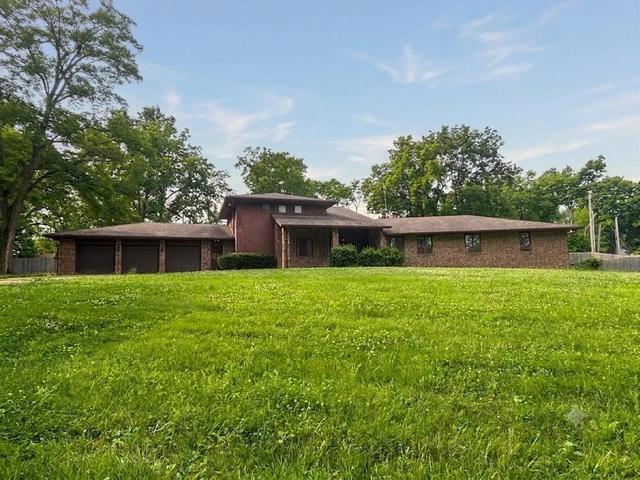 1101 E 115th St, Kansas City, MO 64131