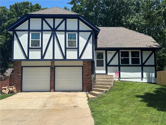 14813 S Wyandotte Dr, Olathe, KS 66062