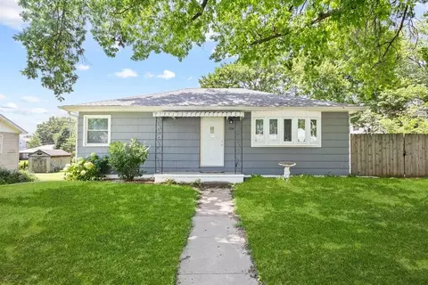 1304 S 39th St, Saint Joseph, MO 64507
