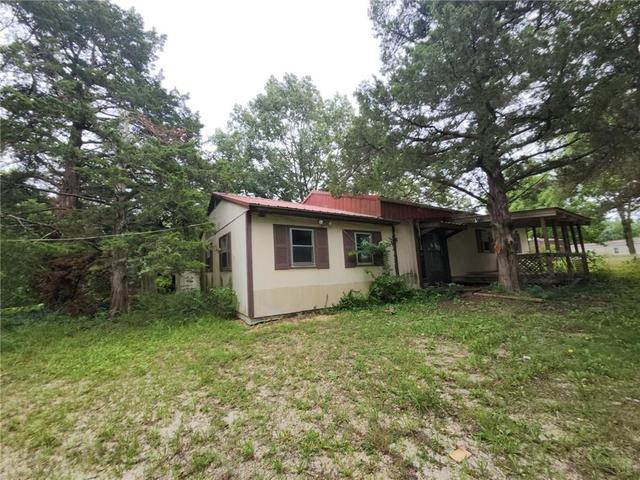 31700 Jules Trl, Warsaw, MO 65355