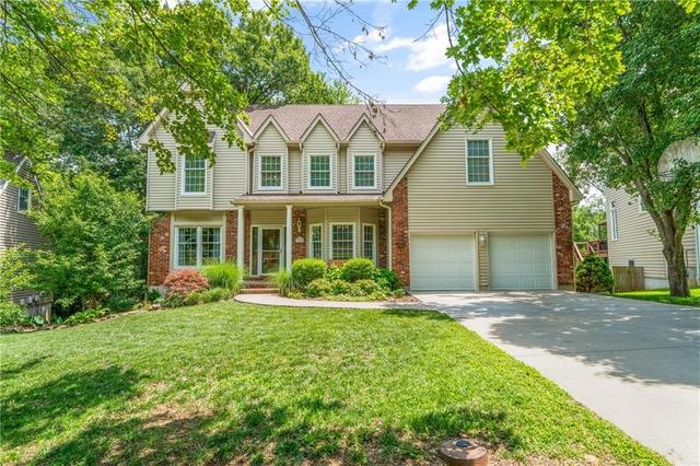 15007 W 76th St, Lenexa, KS 66216