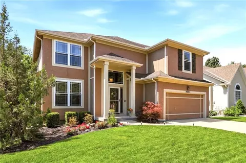 19645 W 110th St, Olathe, KS 66061