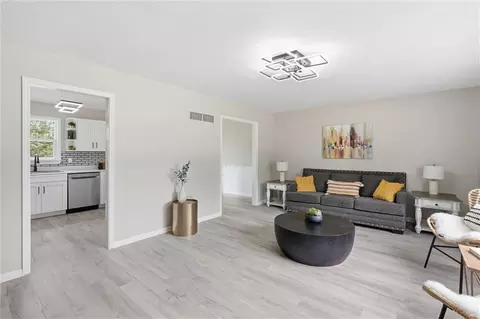 Living - 6901 E 127th Ter, Grandview, MO 64030 photo 2 of 9