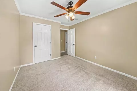 Bedroom - 1322 S Hocker Ave, Independence, MO 64055 photo 4 of 6
