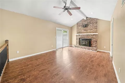 Living - 1322 S Hocker Ave, Independence, MO 64055 photo 4 of 6